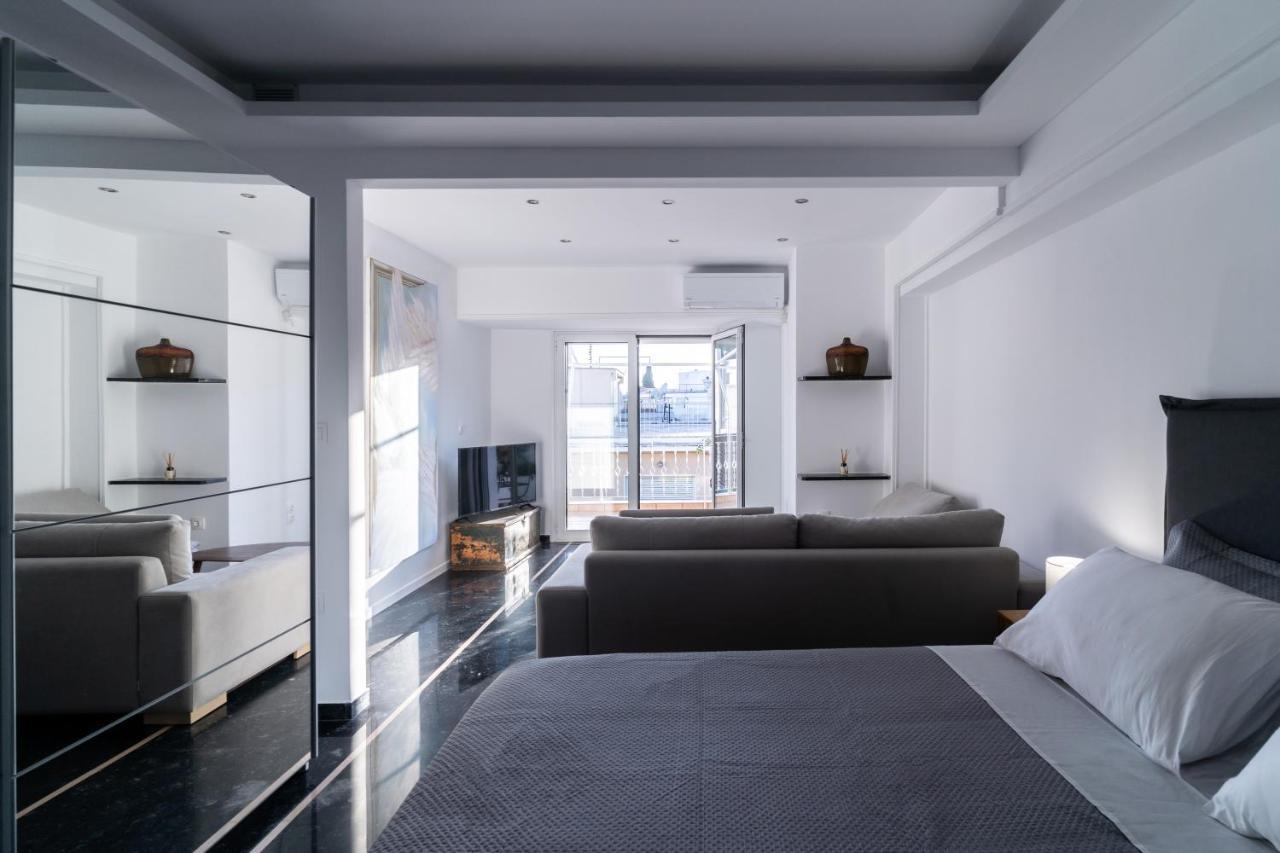 Luxury Penthouse , Breathtaking Acropolis View Apartment เอเธนส์ ภายนอก รูปภาพ